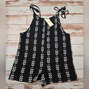 Black and White Striped Floral Romper Tie Shoulder Western Tribal Print Shein L
